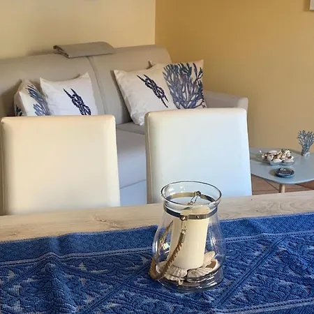 La Marina With Pool Appartamento *