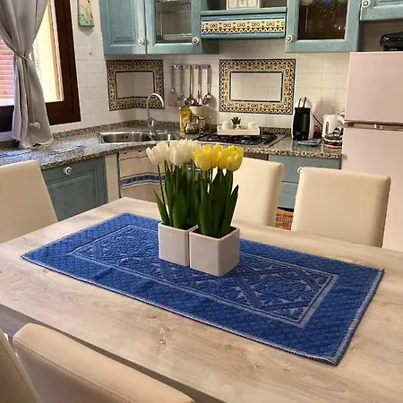 Appartamento La Marina With Pool